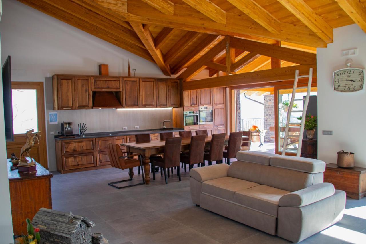 Sole Agriturismo Locatello Екстериор снимка