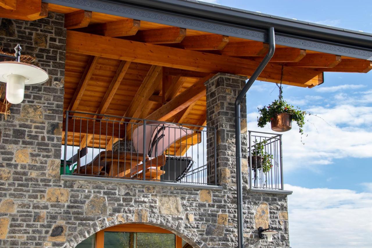 Sole Agriturismo Locatello Екстериор снимка